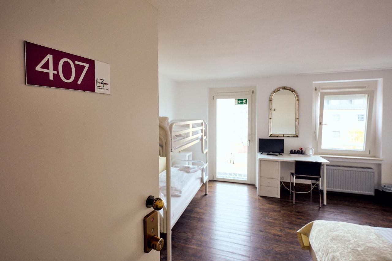 Hostal The 4you Hostel&hotel