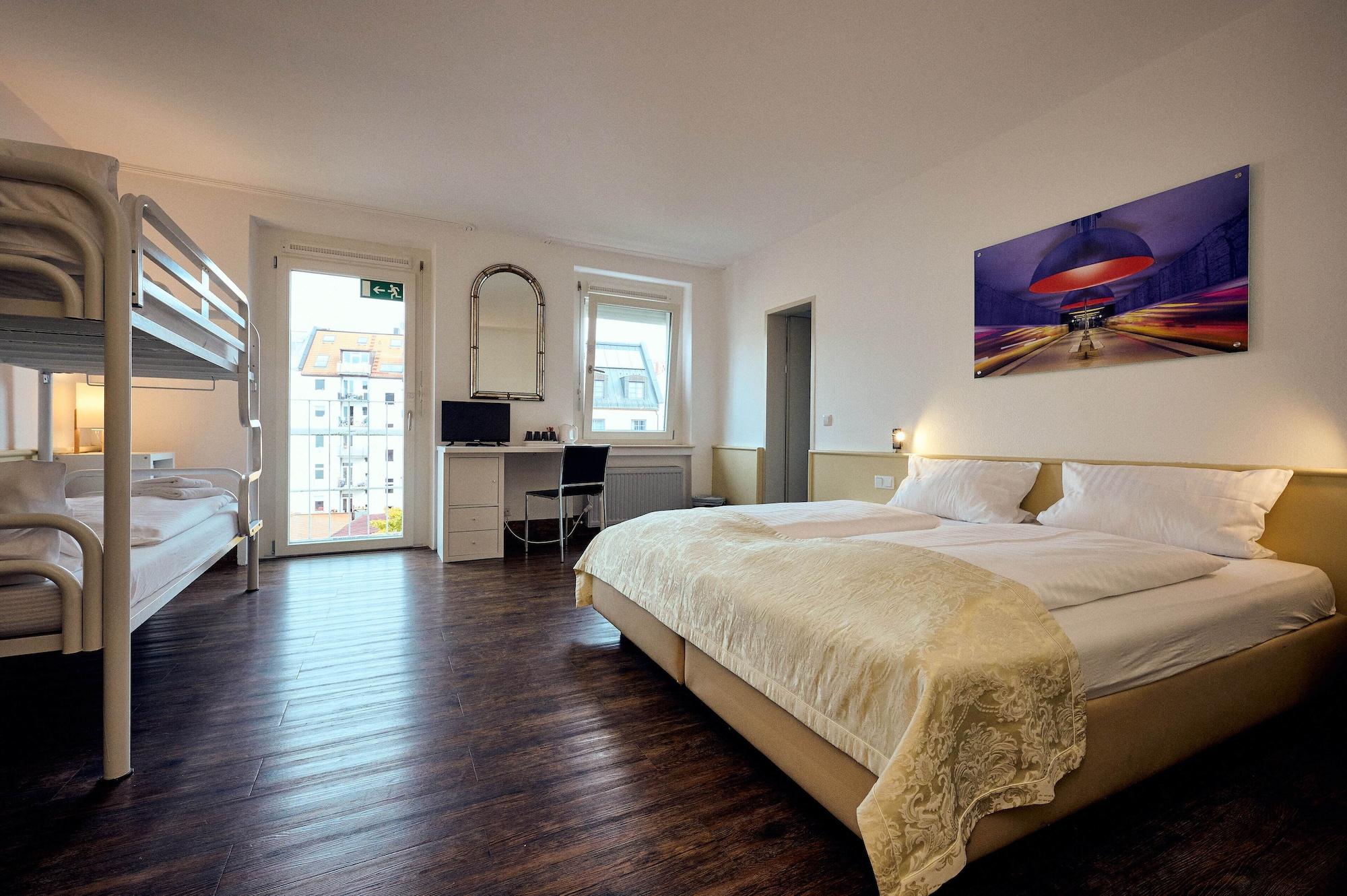 Hostal The 4you Hostel&hotel