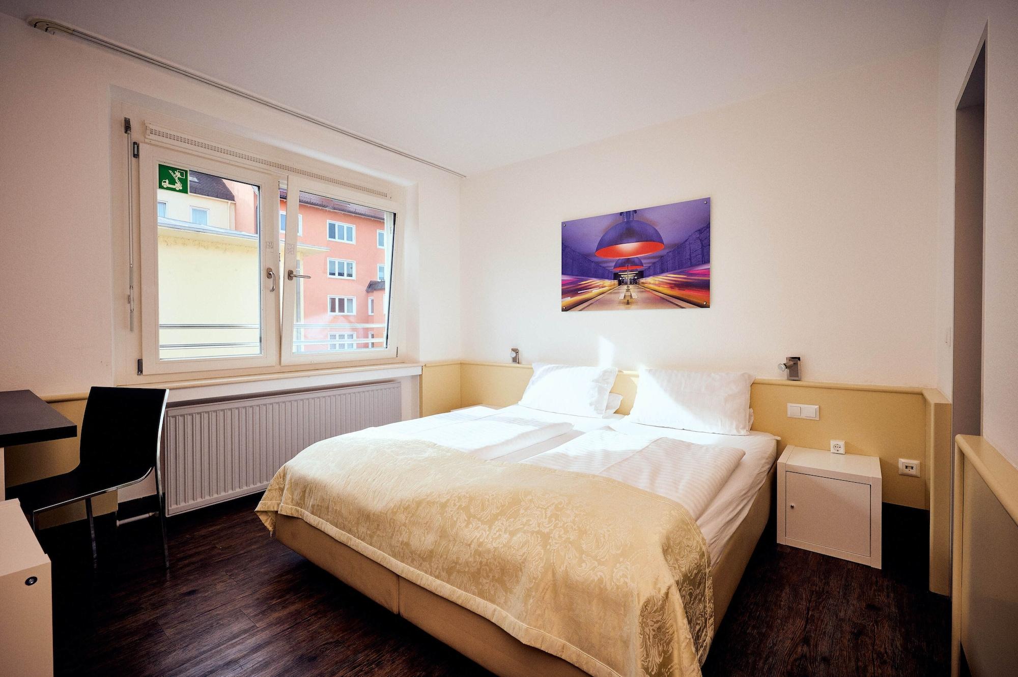 The 4you Hostel&hotel Hostal *