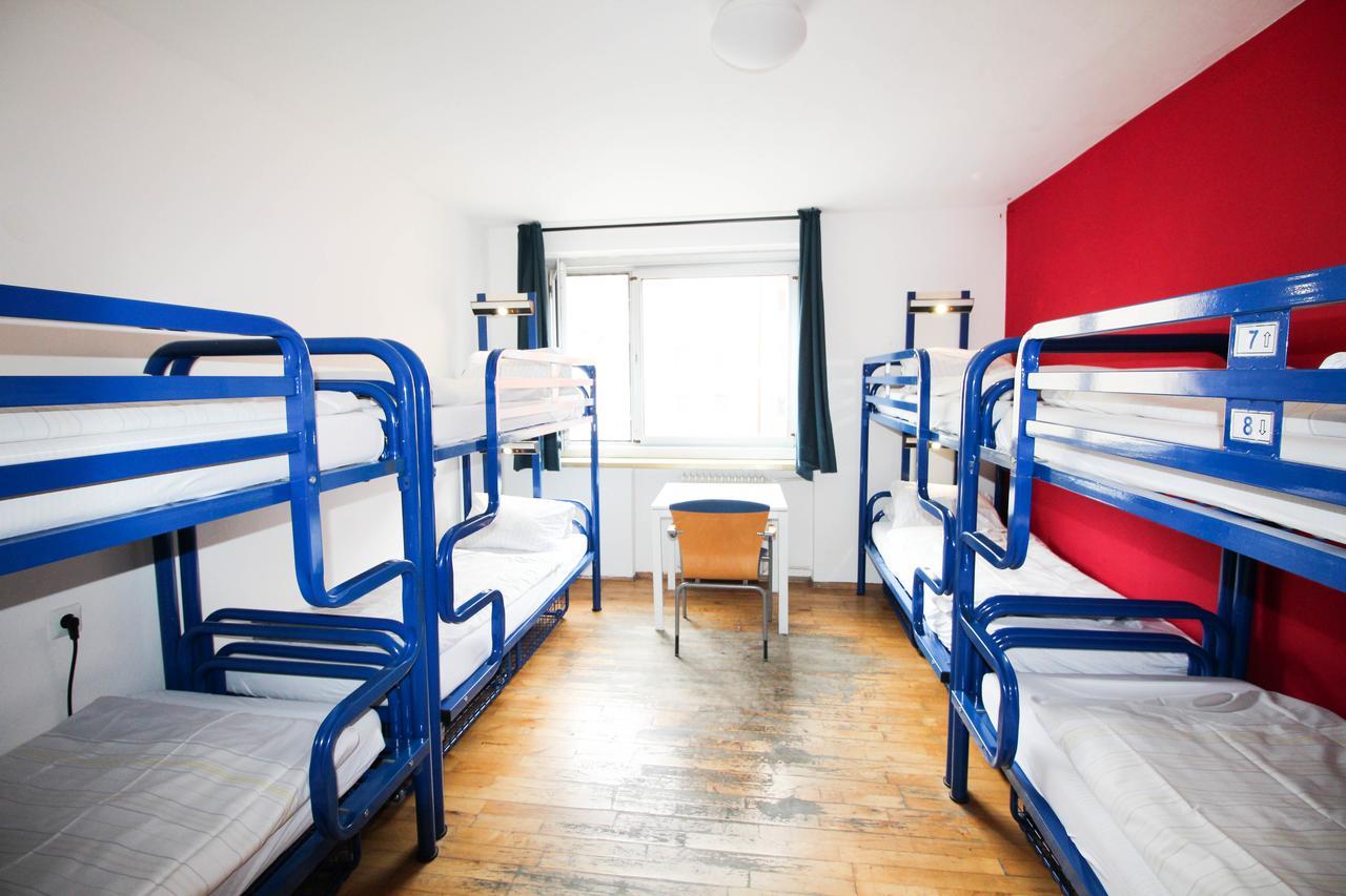 Hostal The 4you Hostel&hotel *