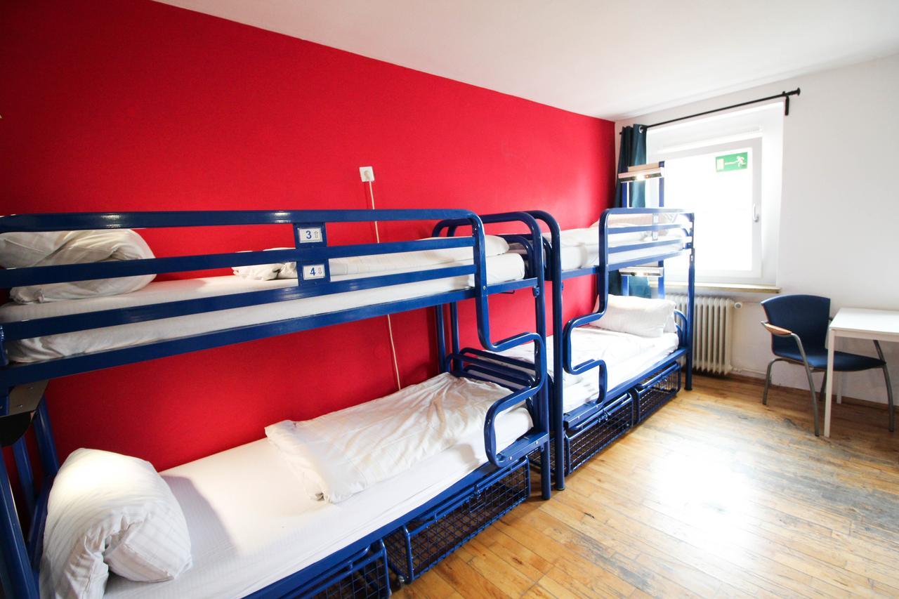 Hostal The 4you Hostel&hotel *