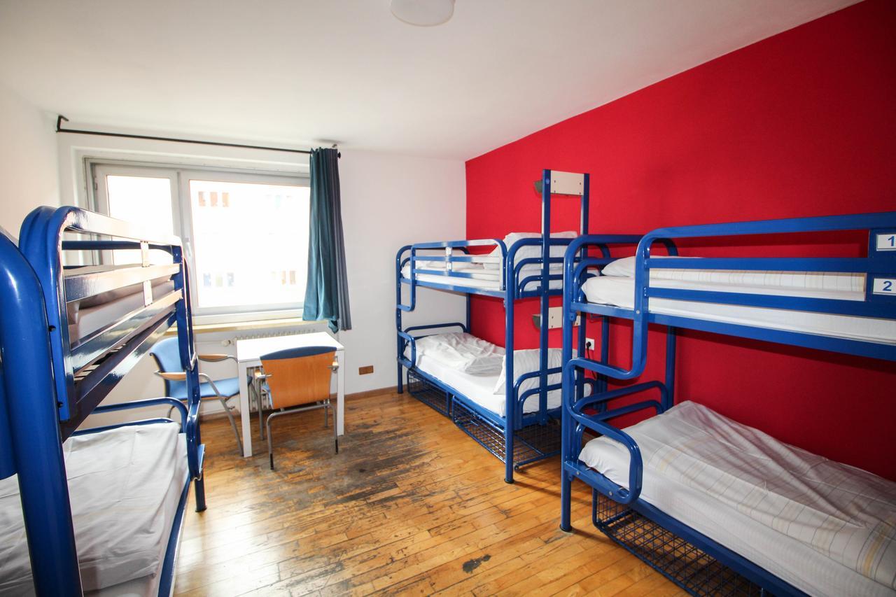 Hostal The 4you Hostel&hotel *
