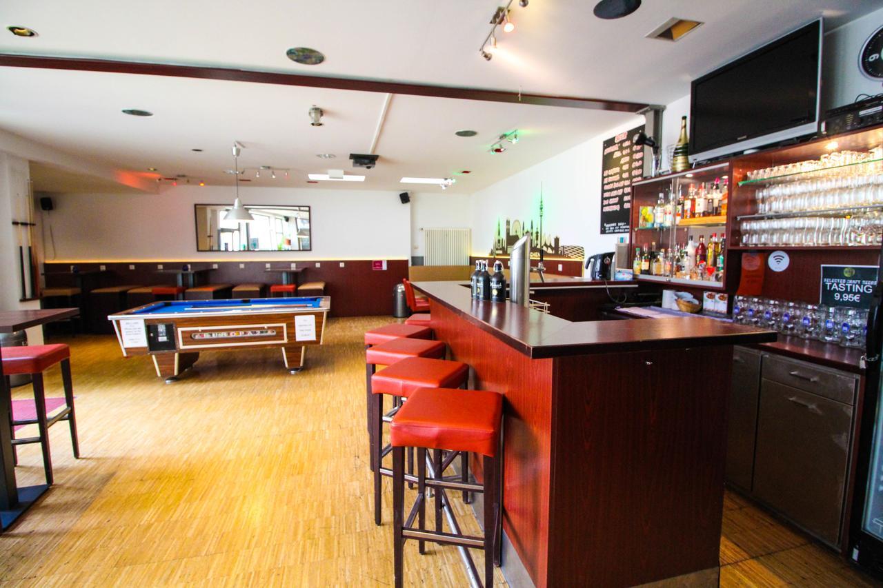 Hostal The 4you Hostel&hotel *
